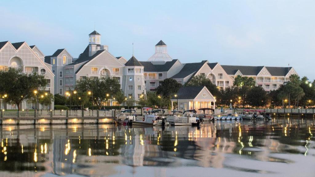 Disney'S Yacht Club Resort 레이크 부에나 비스타 외부 사진